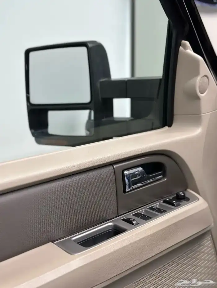 فورد اكسبيدشن 2013 دبل 8