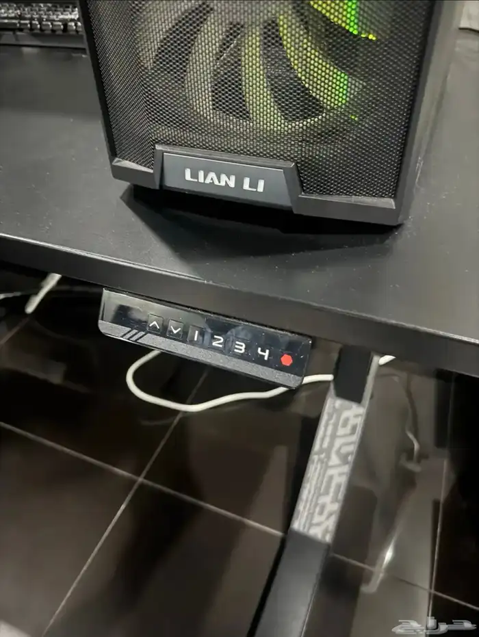 طاولة قيمنق 5