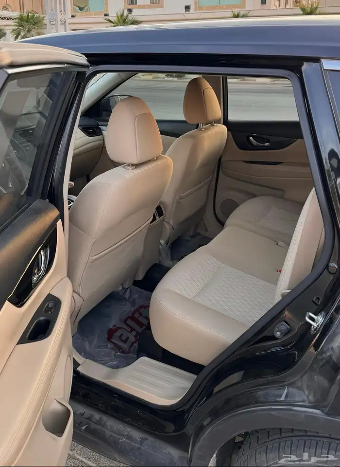 اكس تريل موديل 2021 11