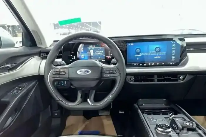 متوفر سيارات فورد تورس امبيانتي 2026 السعر 121325 4