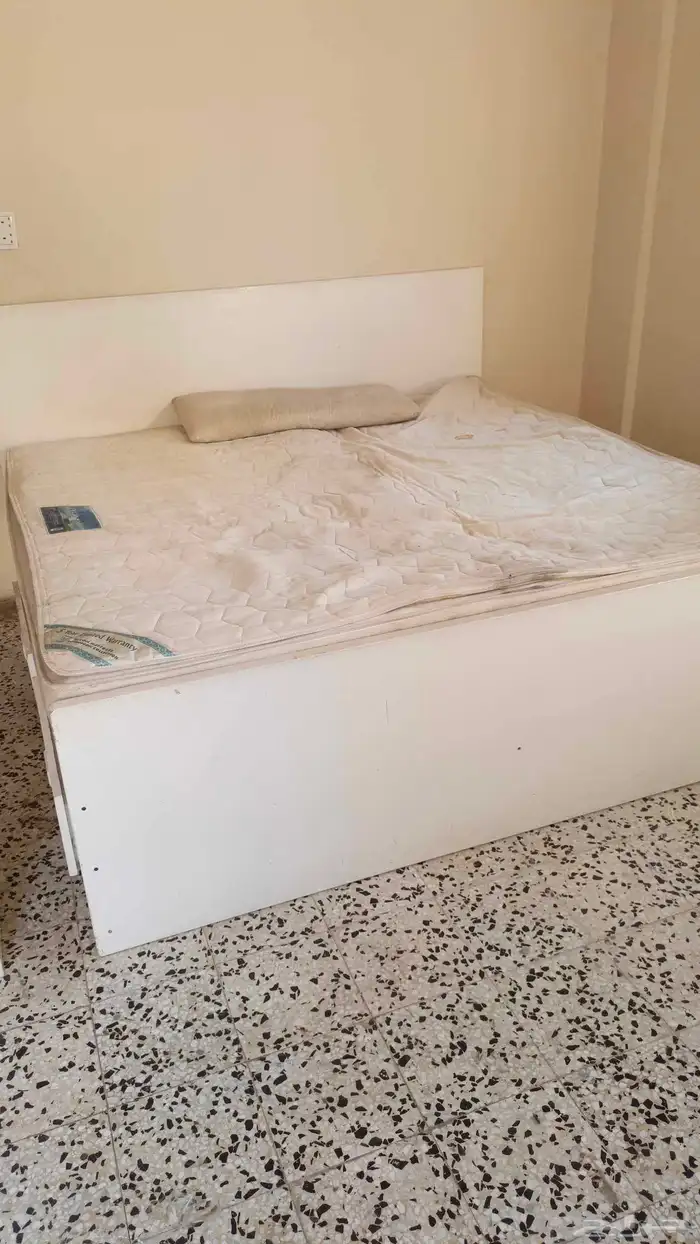 سرير عوائلي وتسريحه 1