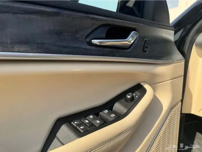 يب جراند شيروكي 2025 حالة الوكالة بدون خدش 12