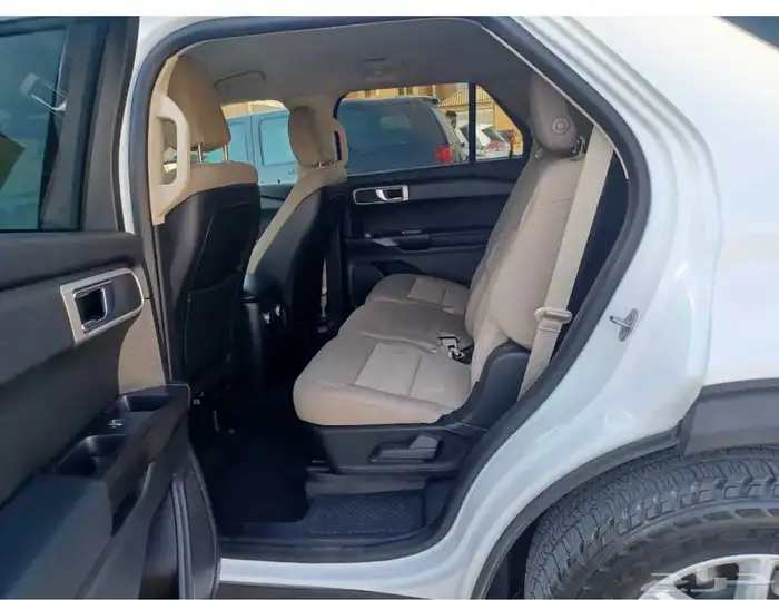 فورد اكسبلورر 2020 10