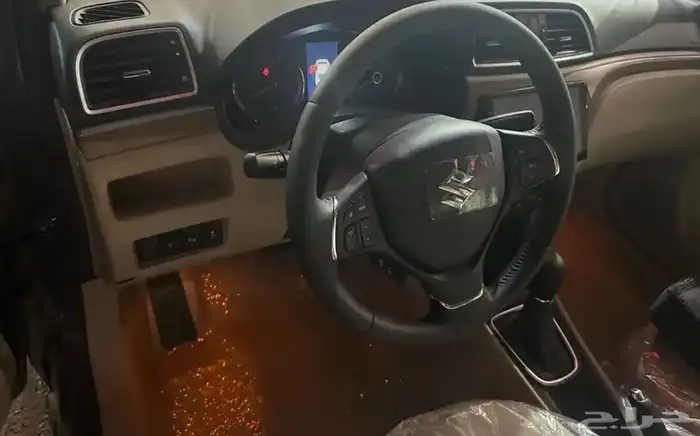 سوزوكي سياز GLX فل كامل موديل 2025 كاش وتقسيط 4