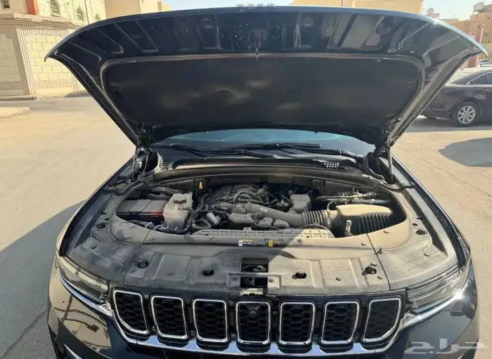 يب جراند شيروكي 2025 حالة الوكالة بدون خدش 21