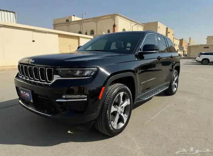 يب جراند شيروكي 2025 حالة الوكالة بدون خدش 2