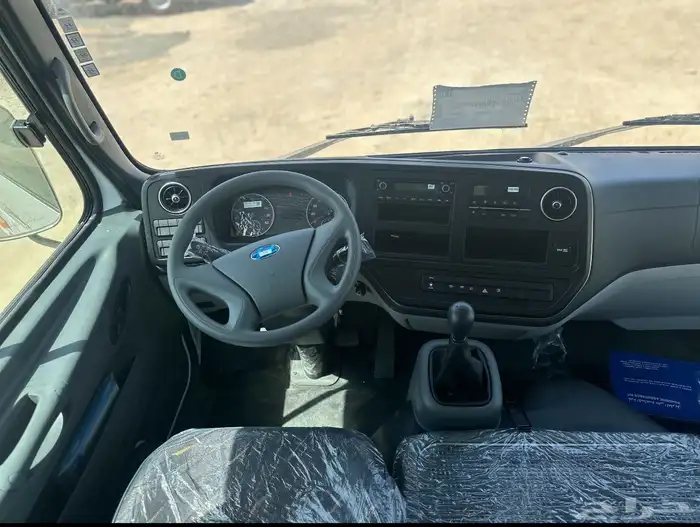 باص هيونداي 23 و 26 راكب 2023 9