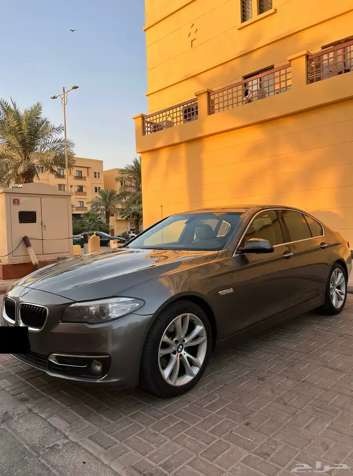 بي ام دبليو 528i 1
