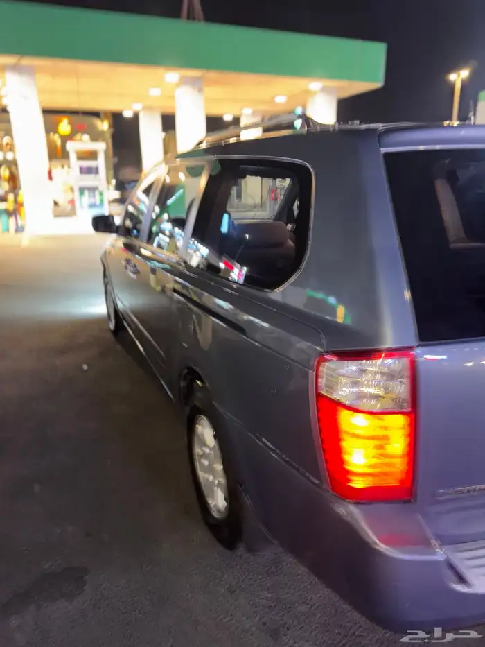 كيا كارنفال 2009 نظيفه 14