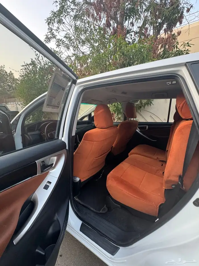 تويوتا انوفا 2023 ديزل للبيع 9