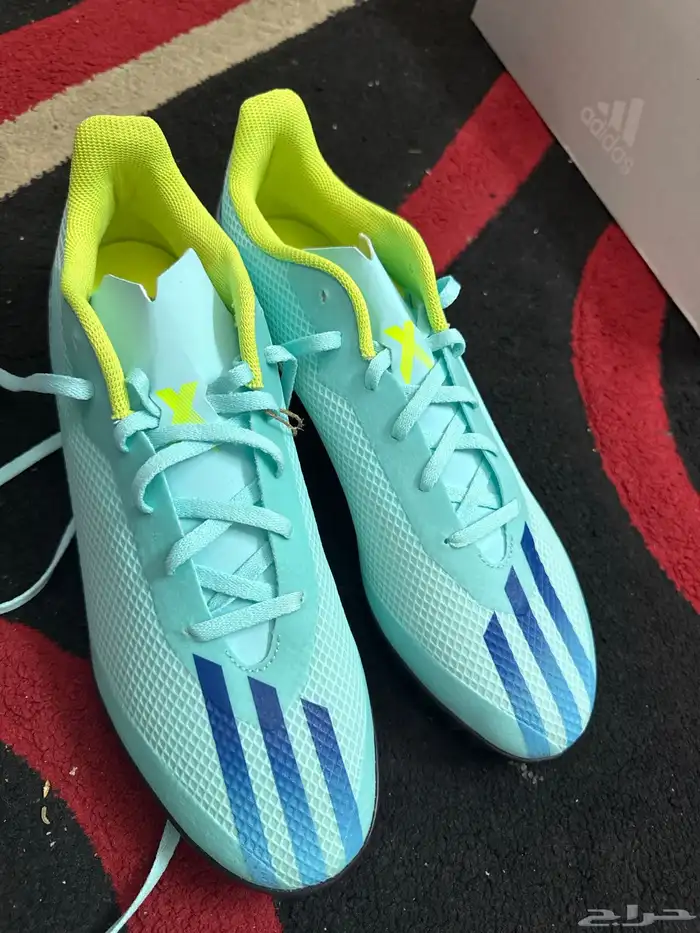 حذاء رياضي اديداس اصلي مقاس 46 5