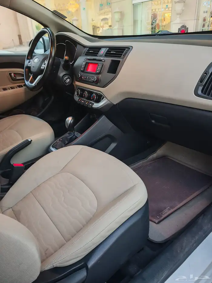 كيا ريو هاتشباك مخززن فل كامل 29