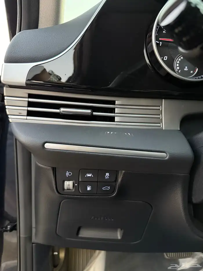 ازيرا 2020 - بنزين 6 سلندر 13