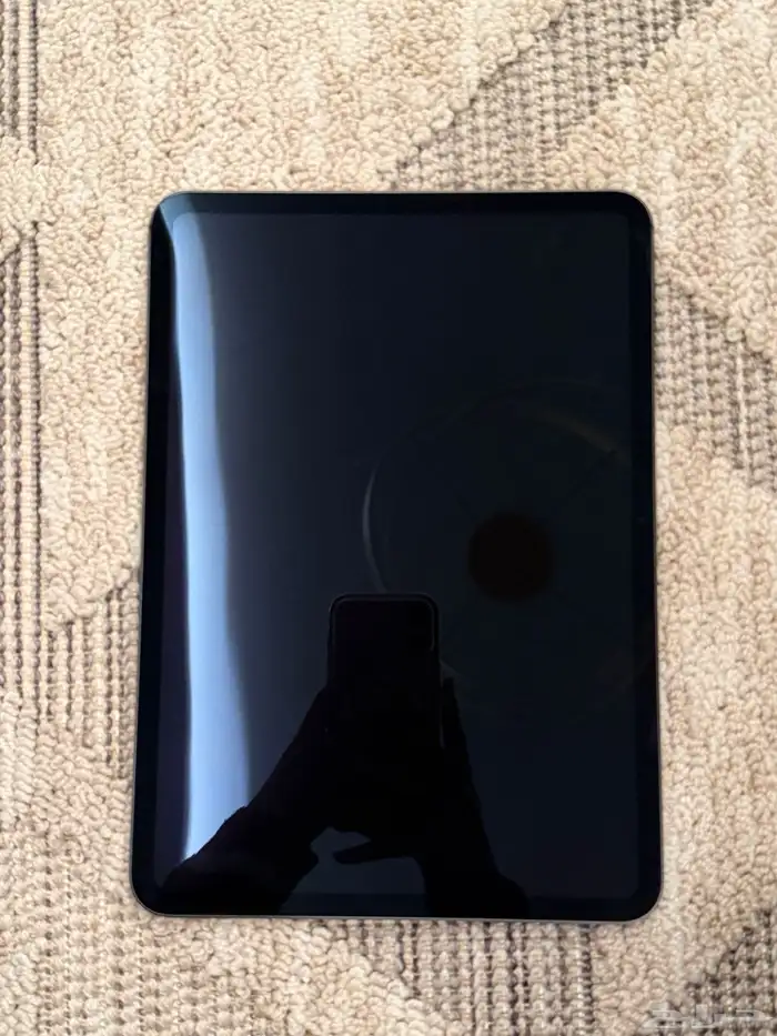 ايباد برو 11 انش 256 جيجا مع كيبورد 0