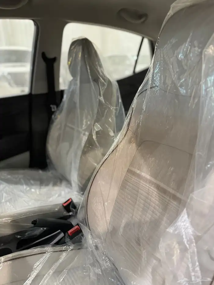 هونداي i10 اصفار 2026 اقل سعر متوفر الابيض والفيراني 8