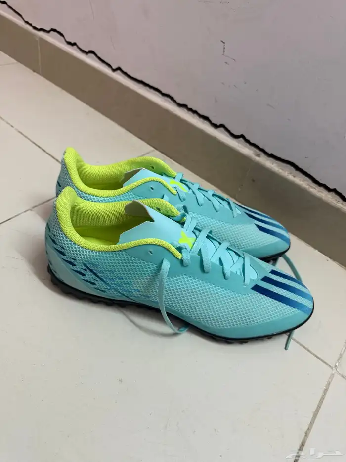 حذاء رياضي اديداس اصلي مقاس 46 3