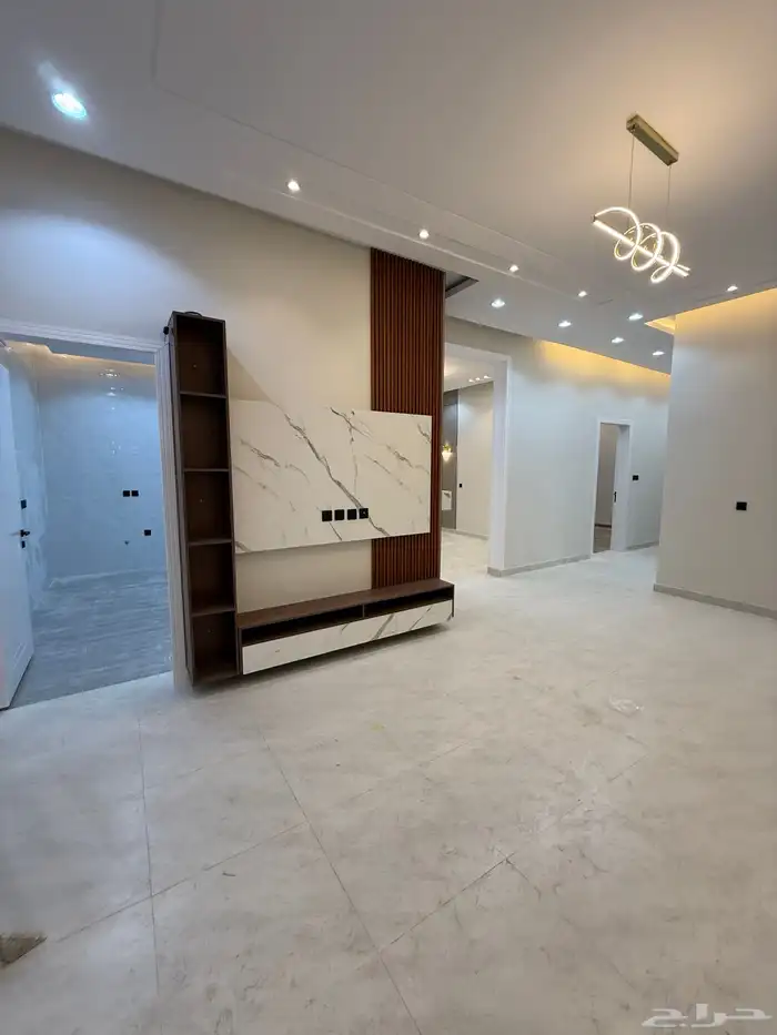 للبيع دور أرضي بحوش وشقق علويه مخطط قرطبه المحاله ابها 25