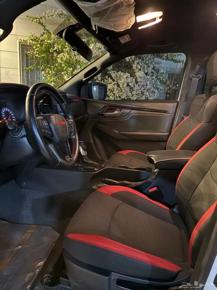 ايسوزو جي تي 16