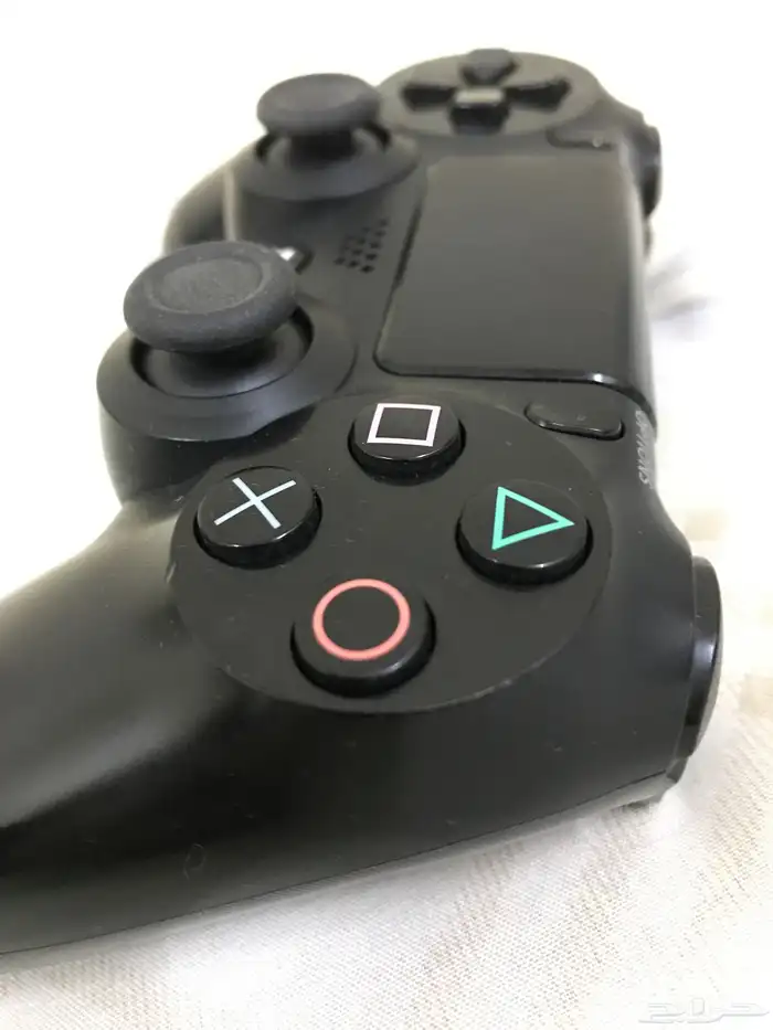 يد سوني 4 اصلية للبيع بدون اي مشاكل 1