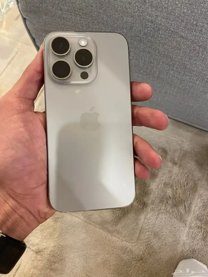 للبيع ايفون 15 برو 2