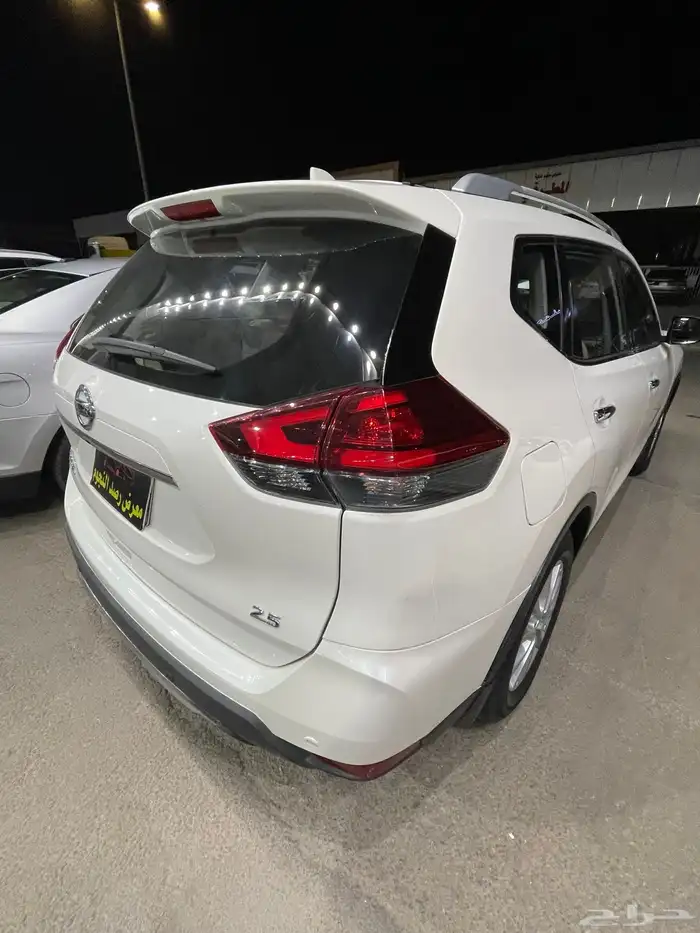 اكس تريل 2022 11