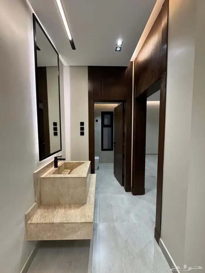 للبيع فيلا مودرن دورين وملحق تشطيب vip واصل جميع الخدمات 23