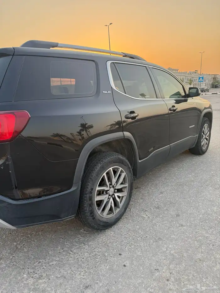 جمس اكاديا 2018 نص فل SEL نظيف 6