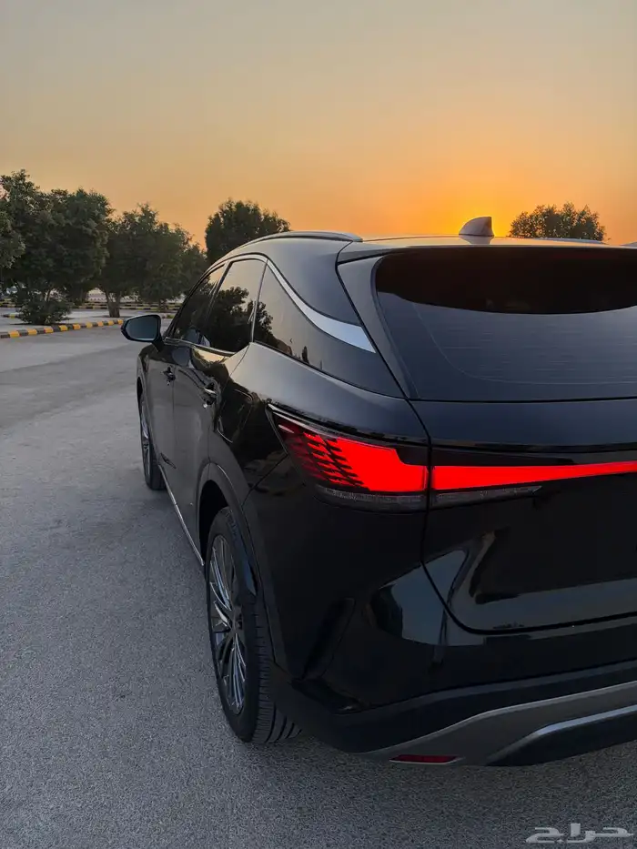 لكزس RX 350h موديل 2024 6