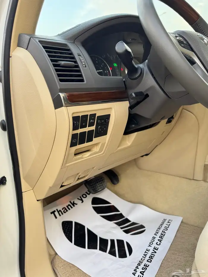 للبيع لاندكروزر GXR 2016 - بحالة الوكاله - سعودي 16