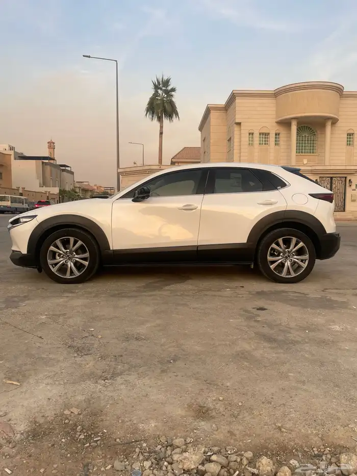 للبيع مازدا Cx30 1