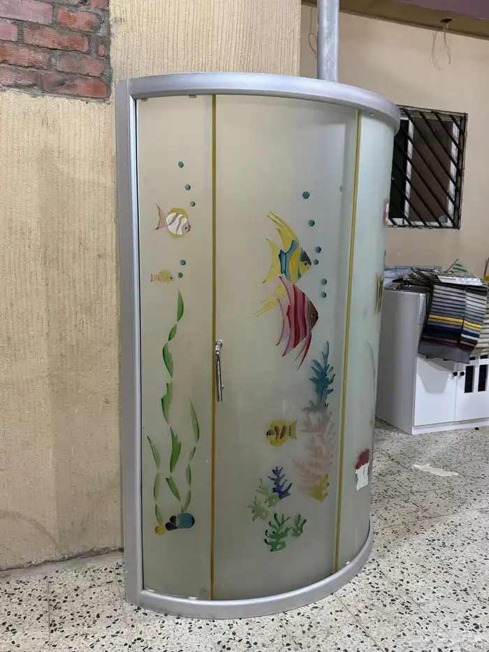 حاجز شاور زجاج 1