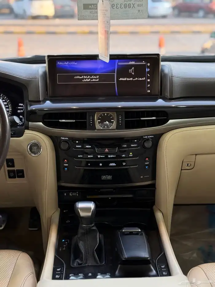 لكزس - 2016 - LX570 - فل كامل 18