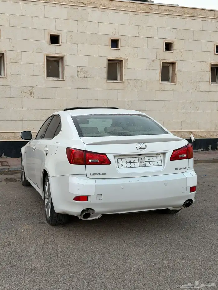 لكزس is300 موديل 2008 مفحوص ومجدد السعر 15 الف قابل للتفاوض 36