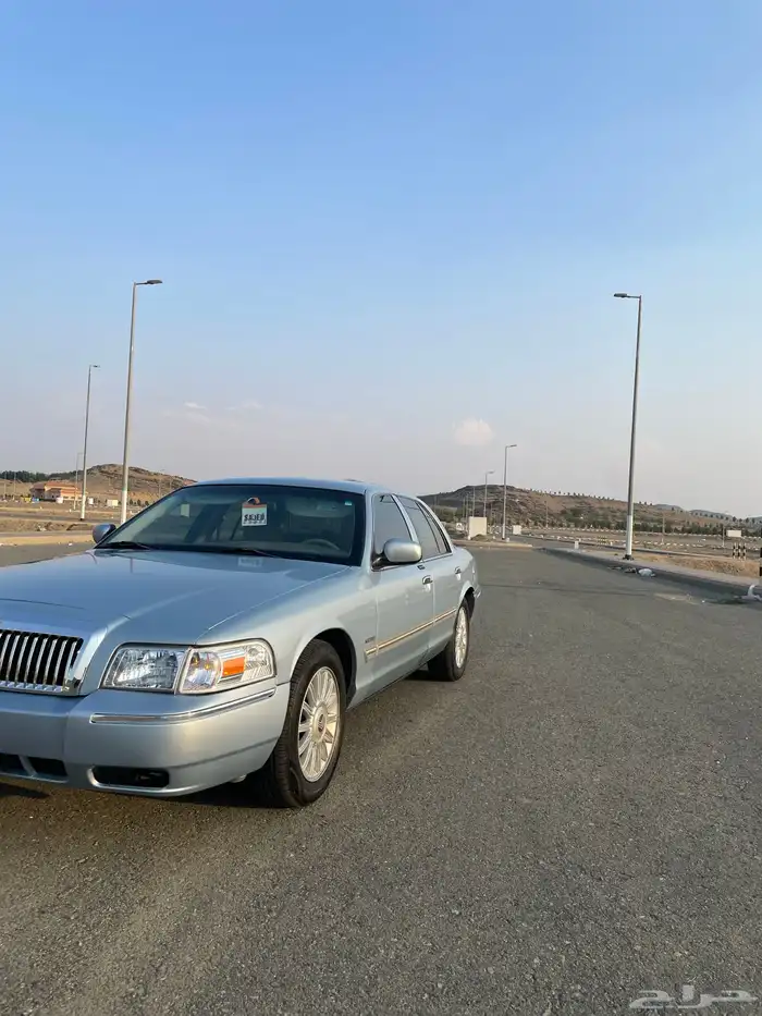 جراند ماركيز 2011 LS 0