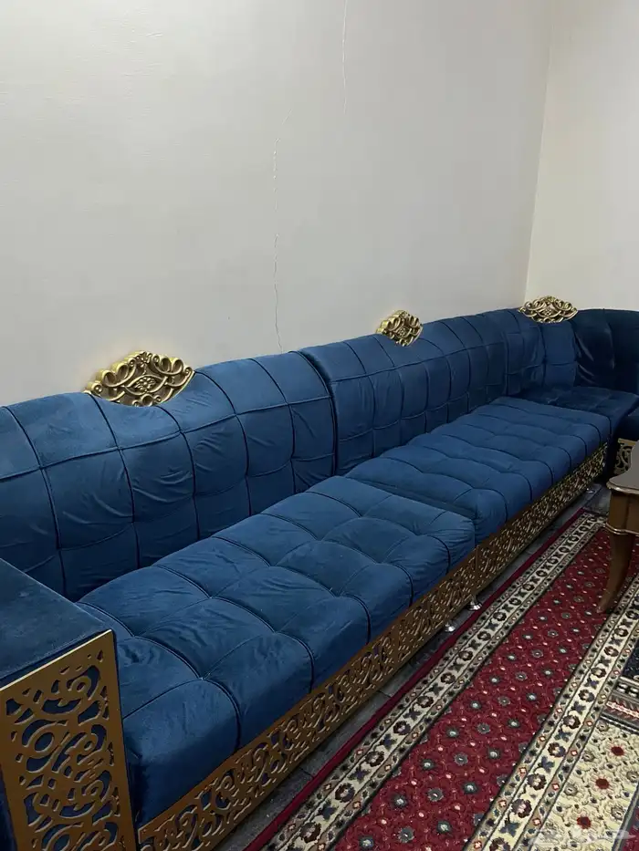 كنب للبيع 4 في 3.5 2