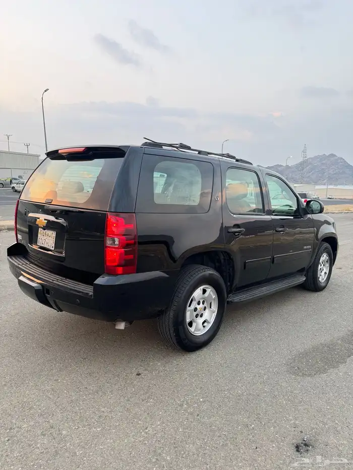 تاهو 2014 سعودي نظيف 3