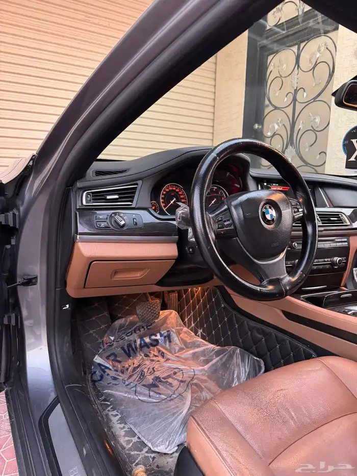 بي ام دبليو 2015 - 730 i 6