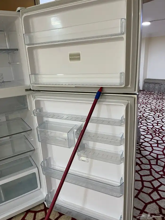 ثلاجه توشيبا شبه جديده 4