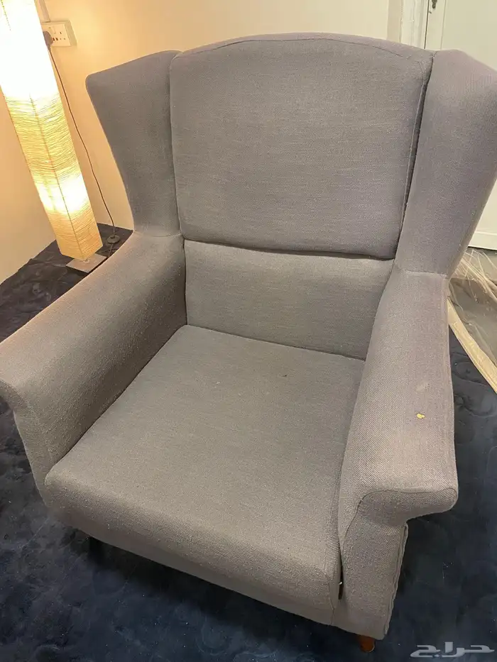 كنب للبيع مع طاولة 3