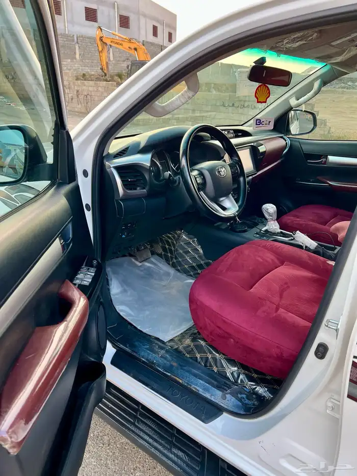 هايلوكس 2021سعودي فل ديزل ماكينه 2800 مشروطه ومجهزة للرحلات 14