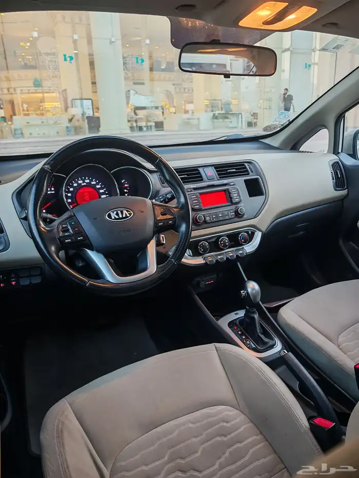 كيا ريو هاتشباك مخززن فل كامل 28