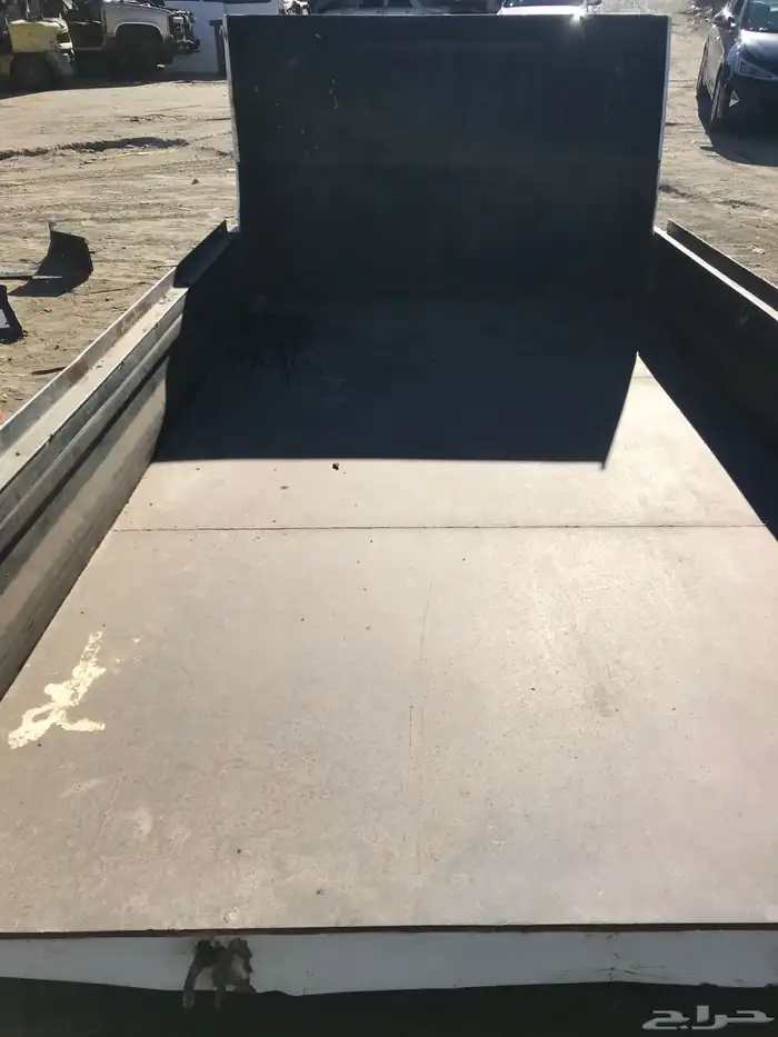 للبيع صندوق قلاب مديل 88 1