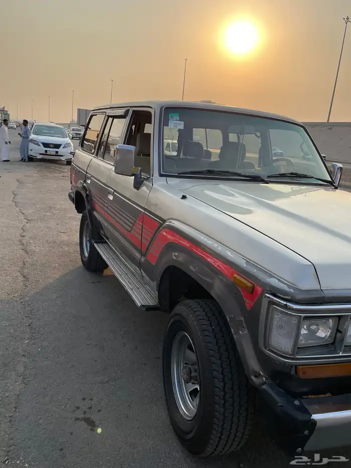 جيب لاندكروزر 3
