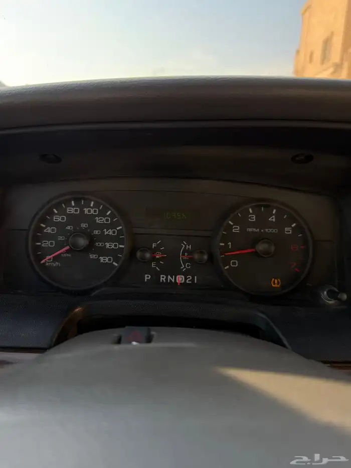 فورد كراون فكتوريا (وكالة) 18