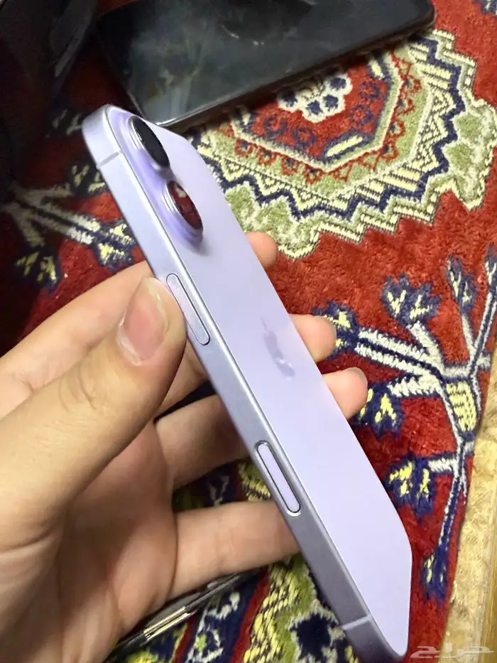 ايفون 17 عادي 3