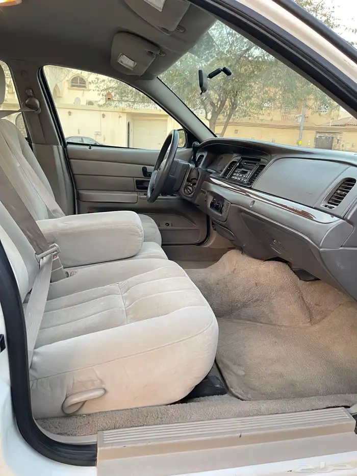 فورد فكتوريا 9