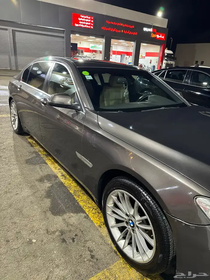 بي ام دبليو 2013 730 1