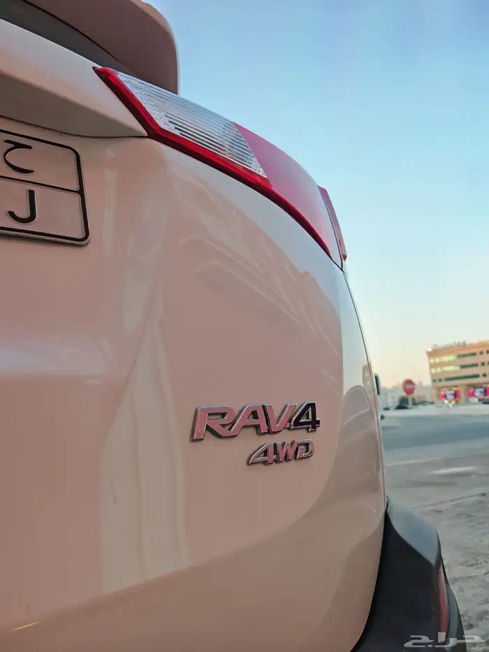 تايوتا رافور 2015 فل كامل VX كاش او اقساط 20