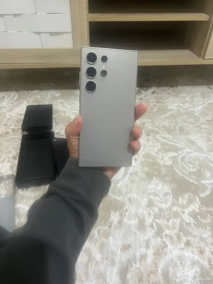 جوال جلكسي اس 24 الترا 1