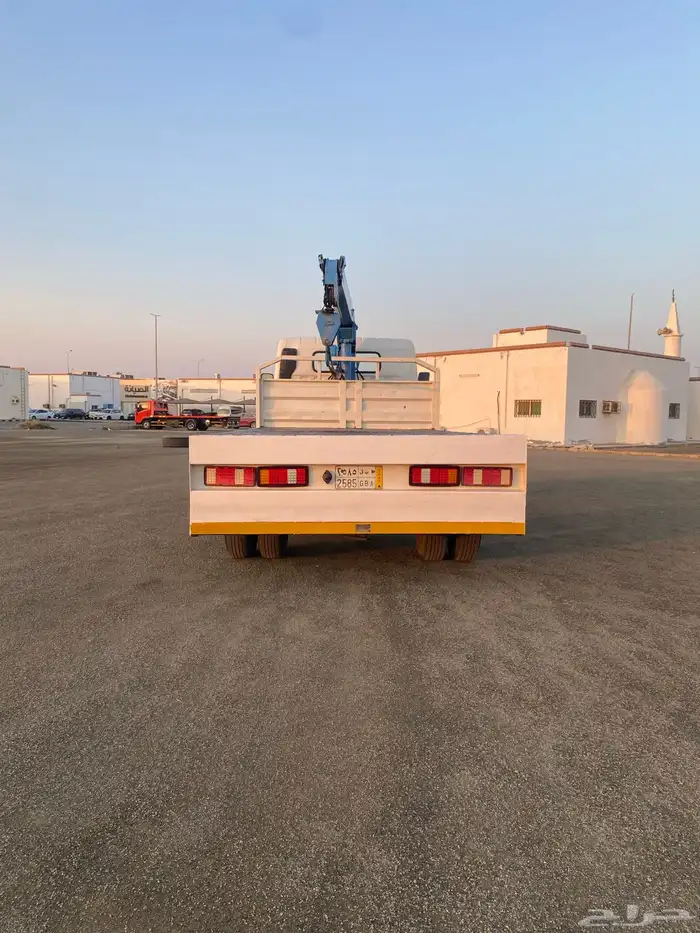 دينه موستبيشي كرين ونش نظيفة جداا 3